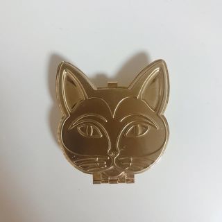 メゾンドリーファー 猫の通販 0点以上 Maison De Reefurを買うならラクマ