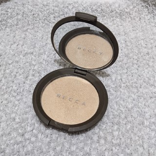 セフォラ(Sephora)のBecca ハイライト　ムーンストーン(フェイスカラー)