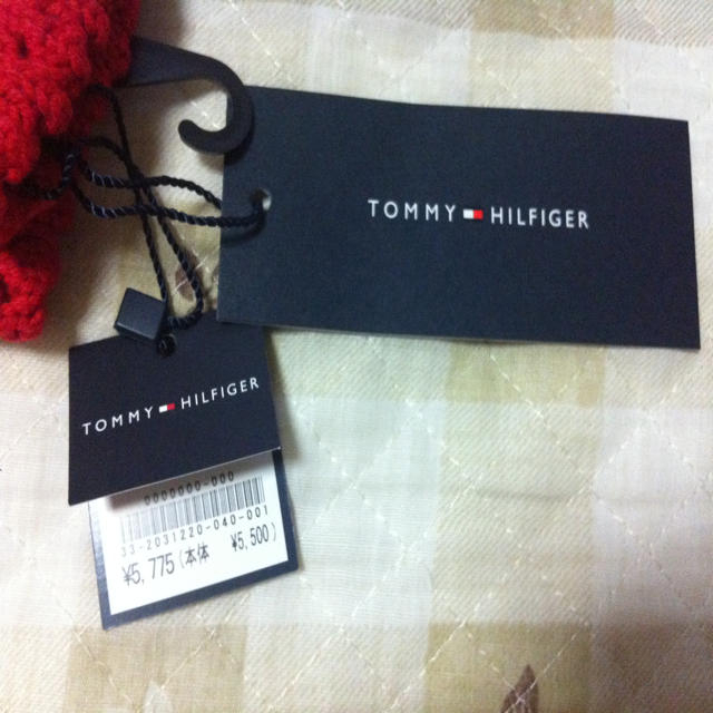 TOMMY HILFIGER(トミーヒルフィガー)のトミーフィルガーキッズ手袋 レディースのファッション小物(手袋)の商品写真