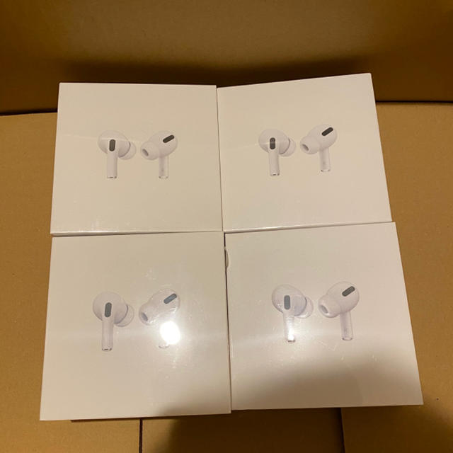 Apple(アップル)の【即発送】Apple 製品　　AirPods pro エアポッズ スマホ/家電/カメラのオーディオ機器(ヘッドフォン/イヤフォン)の商品写真