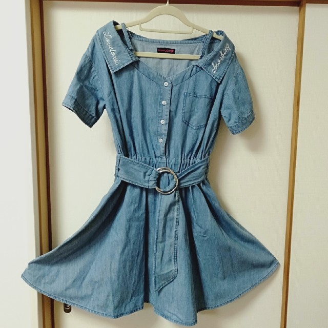 lovetoxic(ラブトキシック)のラブトキシックデニムワンピースM キッズ/ベビー/マタニティのキッズ服女の子用(90cm~)(ワンピース)の商品写真