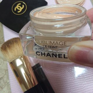 シャネル(CHANEL)の専用★美品送料込み★シャネル サブリマージュルタンクリームファンデーション 12(ファンデーション)