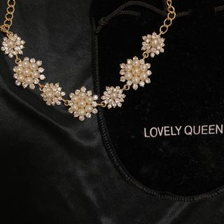 美品★lovely queen ビジューネックレス(ネックレス)