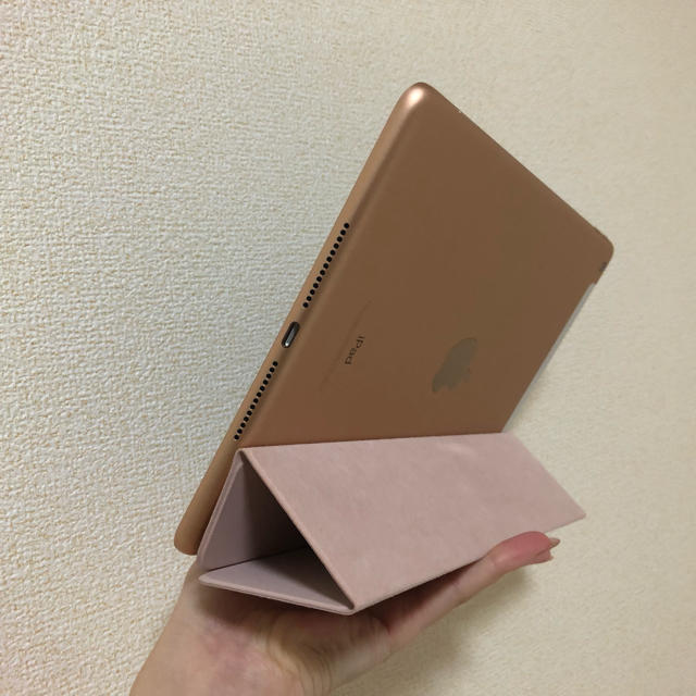 【美品】iPad(第6世代)Wi-Fi+Cellular 32GB カバー付き 2