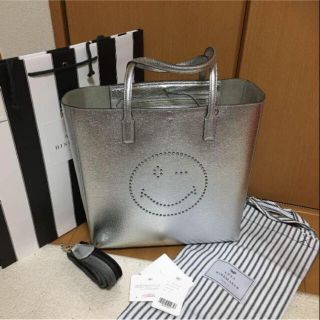 アニヤハインドマーチ(ANYA HINDMARCH)のアニヤハインドマーチ トートバッグ Wink Ebury Tote シルバー(トートバッグ)