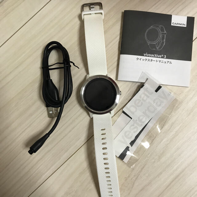 GARMIN(ガーミン)のGarmin Vivoactive 3 White Stainless スポーツ/アウトドアのランニング(その他)の商品写真