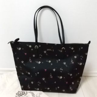 ラルフローレン(Ralph Lauren)のLAUREN RALPH LAUREN ショルダーバック A4可黒小花柄 未使用(ショルダーバッグ)