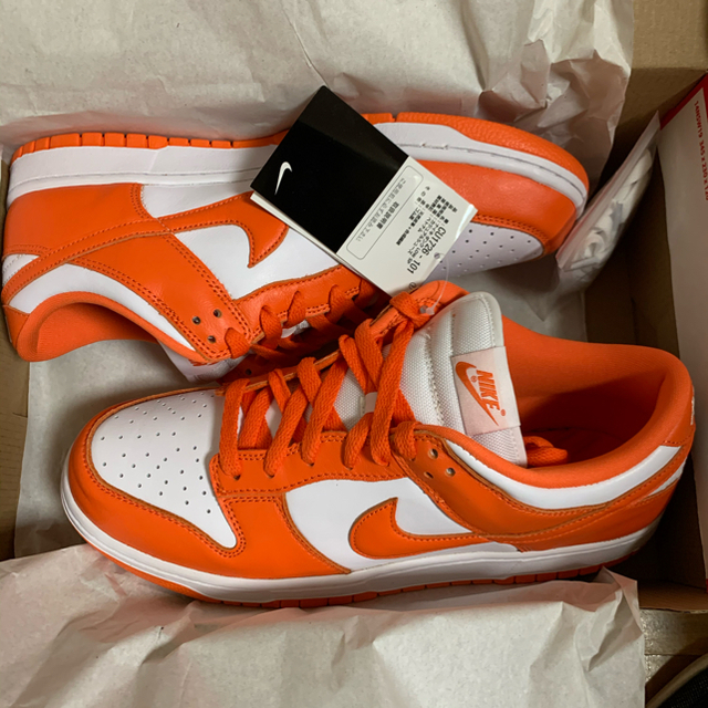 NIKE(ナイキ)の28.5cm NIKE dunk low sp orange メンズの靴/シューズ(スニーカー)の商品写真