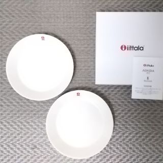 イッタラ(iittala)のiittala TEEMA
イッタラティーマ 17cmプレート
 新品未使用箱付(食器)