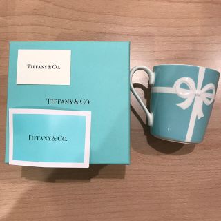 ティファニー(Tiffany & Co.)の【未使用】TIFFANY＆Co（ティファニー） マグカップ ブルーリボン(グラス/カップ)