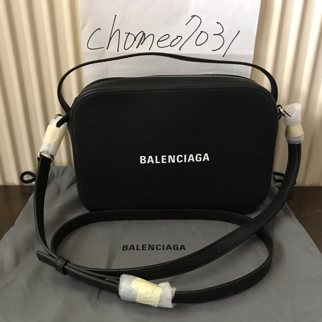 【新品 完売】Balenciaga エブリデイカメラバッグ 希少Sサイズ