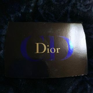 ディオール(Dior)のDior パウダーファンデーション　020ライトベージュ(ファンデーション)