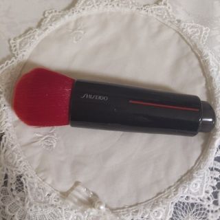 シセイドウ(SHISEIDO (資生堂))の〔SHISEIDO〕DAIYA FUDE フェイス デュオ


(チーク/フェイスブラシ)