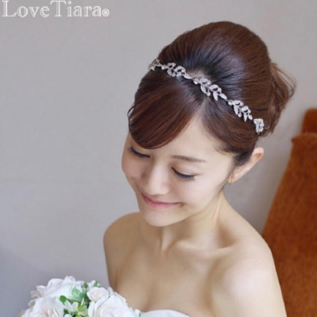 LoveTiara リーフモチーフ ヘアアクセサリー