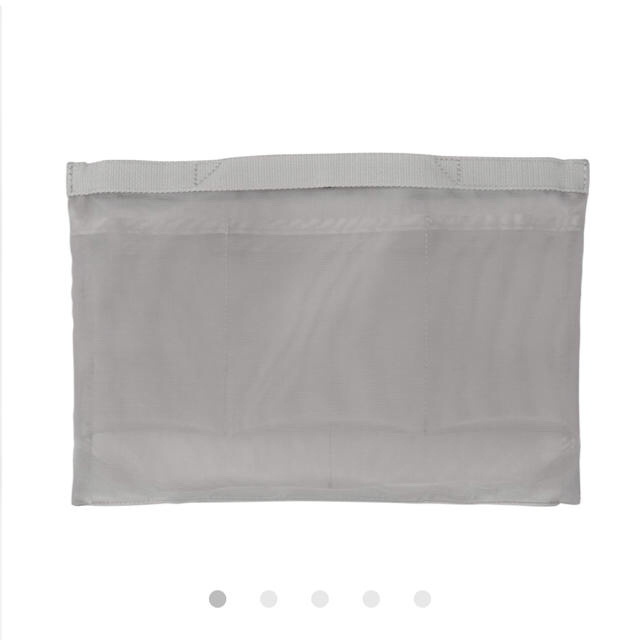 MUJI (無印良品)(ムジルシリョウヒン)の無印 ナイロンメッシュバッグインバッグ Ｂ５サイズ用・グレー レディースのバッグ(その他)の商品写真