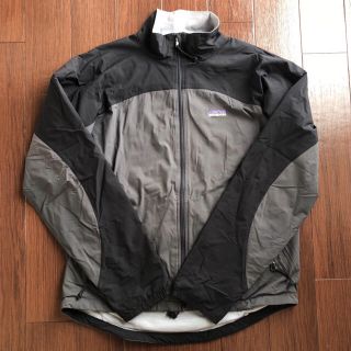 パタゴニア(patagonia)のパタゴニア ナイロンジャケット　メンズM ブラック×チャコールグレー(ナイロンジャケット)