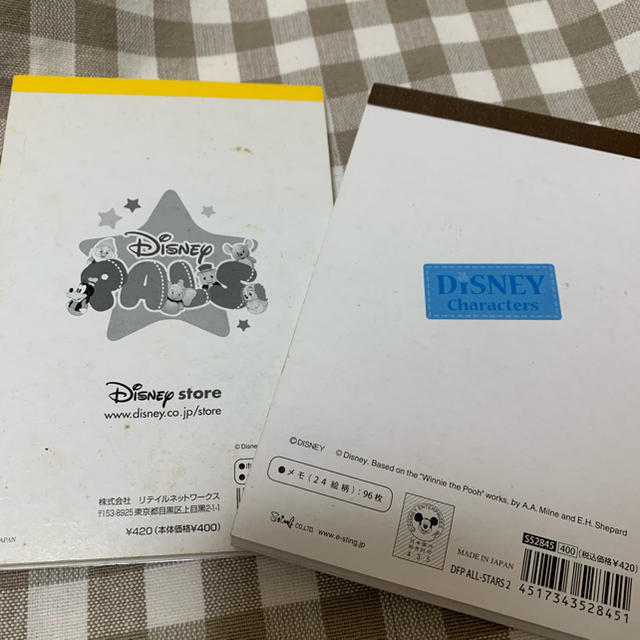 Disney(ディズニー)のディズニー キャラクターズ　メモ帳　2冊セット エンタメ/ホビーのおもちゃ/ぬいぐるみ(キャラクターグッズ)の商品写真