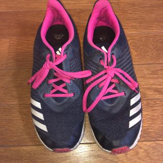 アディダス(adidas)のadidas スニーカー　24cm(スニーカー)