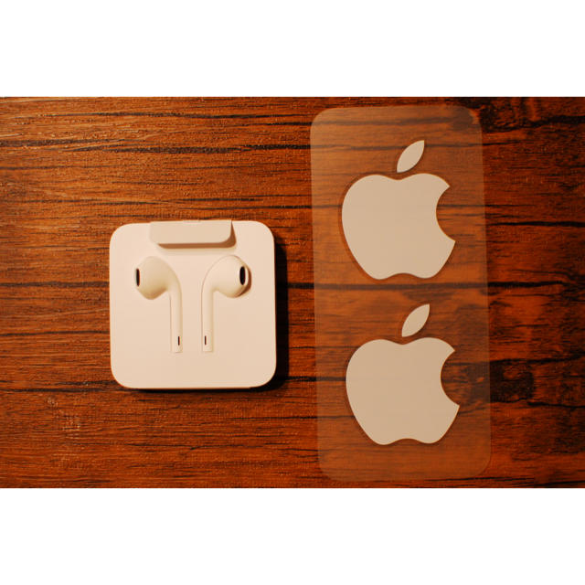 Apple(アップル)のiPhone イヤフォン スマホ/家電/カメラのオーディオ機器(ヘッドフォン/イヤフォン)の商品写真