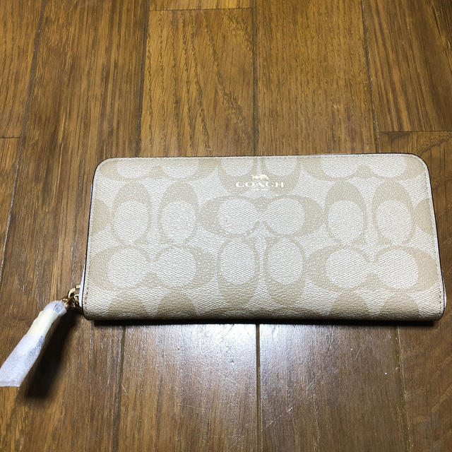 COACH - コーチ COACH シグネチャー 白 ホワイト 長財布 新品未使用の通販 by mai's shop｜コーチならラクマ