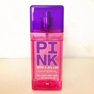 ヴィクトリアズシークレット(Victoria's Secret)のヴィクシー PINK ボディミスト❤︎(ボディローション/ミルク)