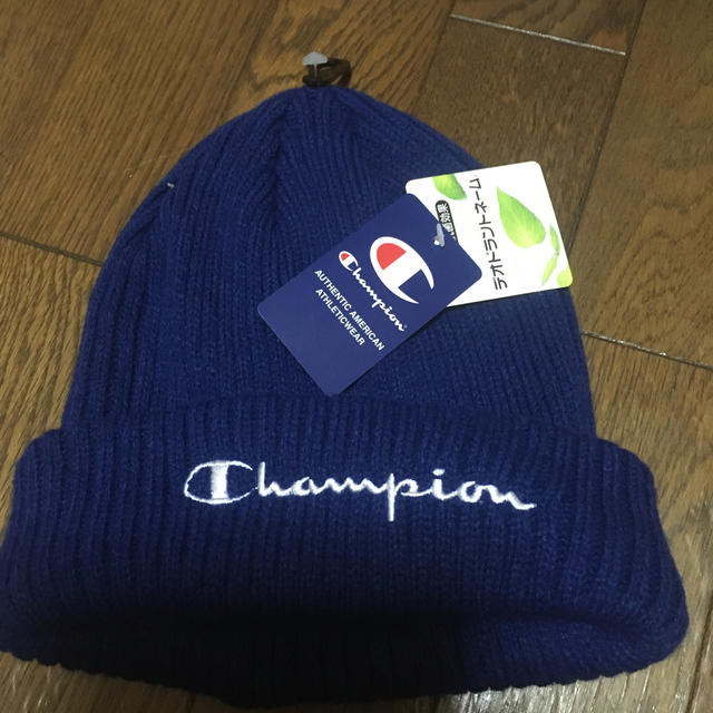 Champion(チャンピオン)のチャンピオン　ニット帽　ネイビーブルー キッズ/ベビー/マタニティのこども用ファッション小物(帽子)の商品写真