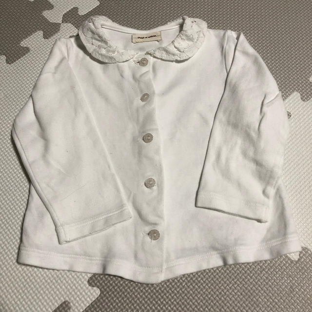 sense of wonder(センスオブワンダー)の美品 sense of wonder 白色カーディガン 90センチ キッズ/ベビー/マタニティのキッズ服女の子用(90cm~)(カーディガン)の商品写真