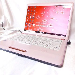 トウシバ(東芝)のめちゃかわピンク♪綺麗♪東芝 ダイナブック win10 Dynabook♪(ノートPC)