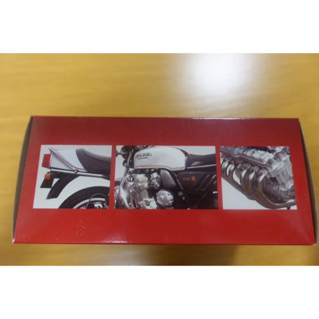 ホンダ(ホンダ)のバイク　レプリカ　HONDA CB X1000 世界の名車　vol.29 エンタメ/ホビーのおもちゃ/ぬいぐるみ(模型/プラモデル)の商品写真