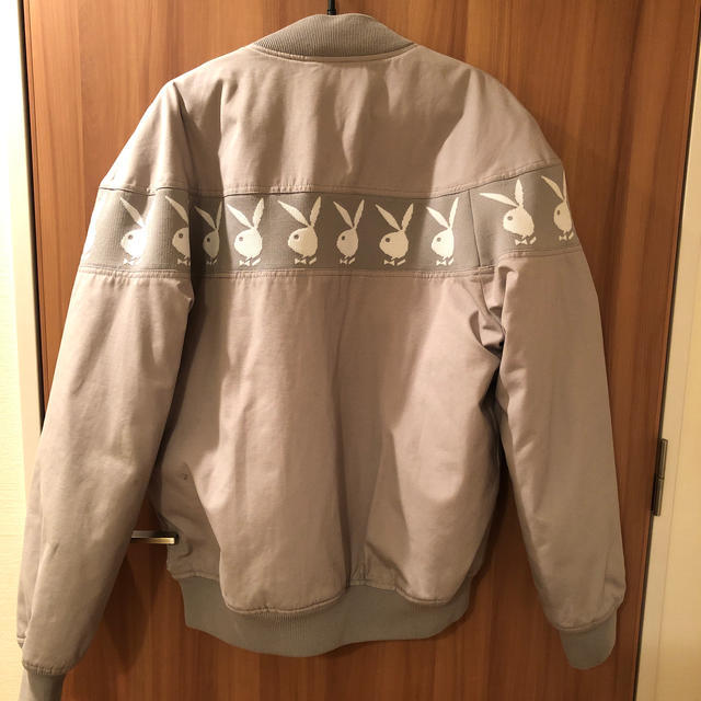 Supreme(シュプリーム)のsupreme playboy crew jacket grey メンズのジャケット/アウター(ブルゾン)の商品写真