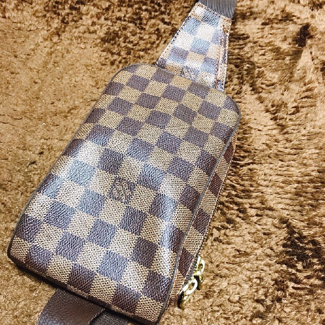 LOUIS VUITTON - 【値引き交渉可】LOUIS VUITTON ダミエ ジェロニモス