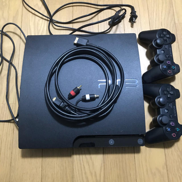 PS3本体　160GB コントローラー２台　電源コード　充電コード1本