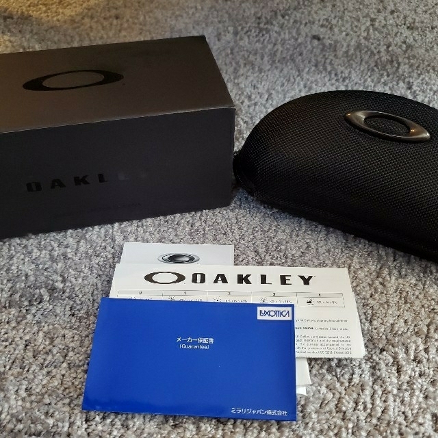 Oakley(オークリー)の【保証書付】OAKLEY Flak2.0 ブラック メンズのファッション小物(サングラス/メガネ)の商品写真