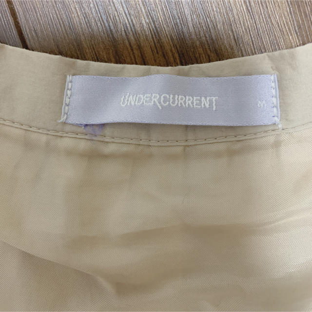 UNDERCURRENT(アンダーカレント)の【UNDERCURRENT】ベージュ　膝下　プリーツスカート　サイズM レディースのスカート(ひざ丈スカート)の商品写真