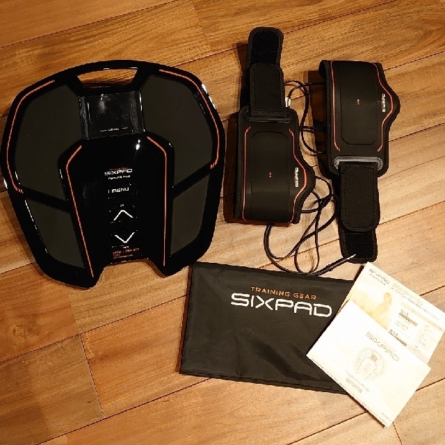 SIXPAD(シックスパッド)のsixpad foot fit plus シックスパッドプラス シックスパット スポーツ/アウトドアのトレーニング/エクササイズ(トレーニング用品)の商品写真