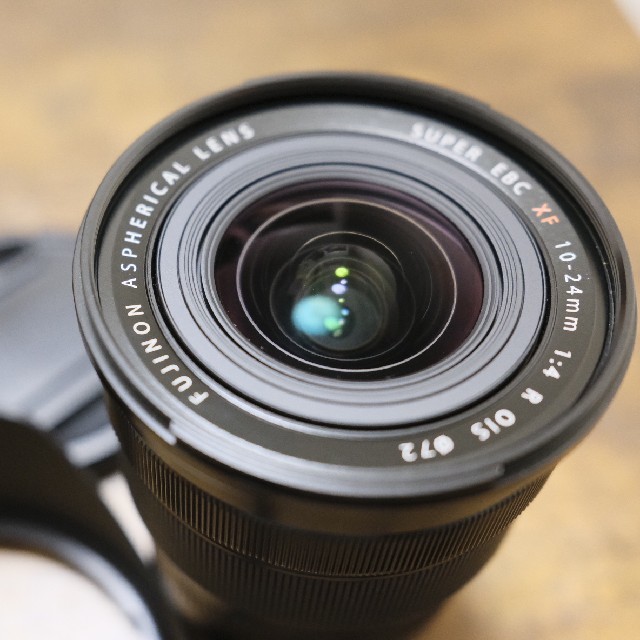富士フイルム(フジフイルム)のFUJIFILM XF 10-24MM F4 R OIS 美品 スマホ/家電/カメラのカメラ(レンズ(ズーム))の商品写真
