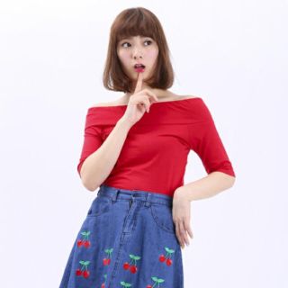 ウィゴー(WEGO)のWEGO オフショルトップス(Tシャツ(長袖/七分))