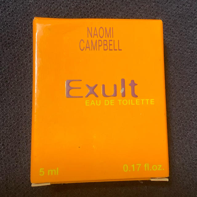 Naomi Campbell(ナオミキャンベル)のNAOMICAMBELL Exult オードトワレ　5ml コスメ/美容の香水(香水(女性用))の商品写真