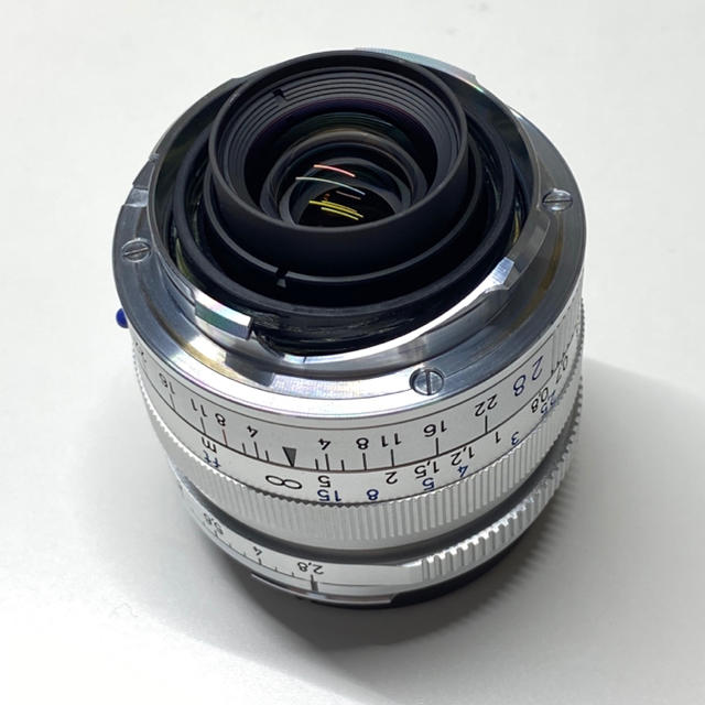 LEICA(ライカ)のCarl Zeiss Biogon 28mm f2.8 zm スマホ/家電/カメラのカメラ(レンズ(単焦点))の商品写真