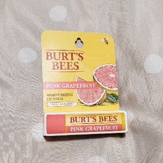 バーツビーズ(BURT'S BEES)のリップクリーム　BURT'S BEES バーツビーズ　ピンクグレープフルーツ(リップケア/リップクリーム)