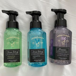 バスアンドボディーワークス(Bath & Body Works)のBath&BodyWorks 泡ハンドソープ　アロマセラピーシリーズ3本(ボディソープ/石鹸)