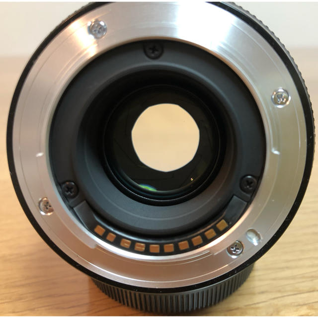 富士フイルム(フジフイルム)のメ保証残9ヶ月 富士フイルム X-T3+XF35 f1.4 純正予備バッテリー他 スマホ/家電/カメラのカメラ(ミラーレス一眼)の商品写真