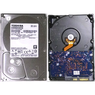 トウシバ(東芝)の内蔵ハードディスク 3.5inch DT01ACA300 3TB (b)(PCパーツ)