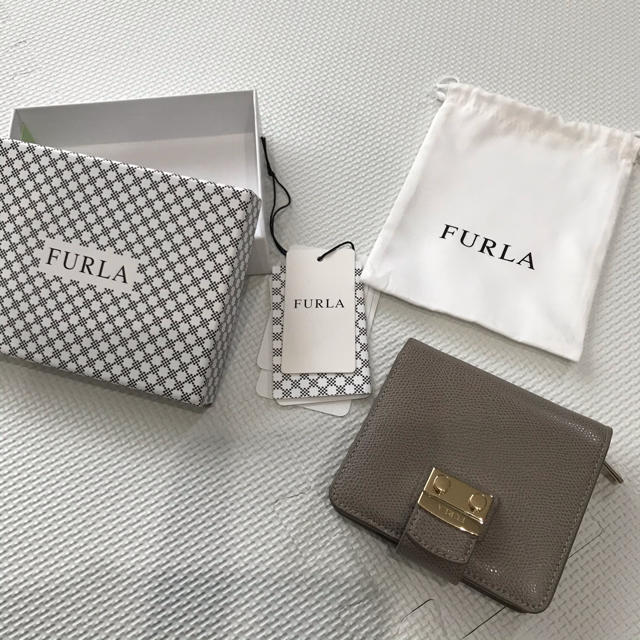 FURLA フルラ 二つ折り財布 メトロポリス サッビア