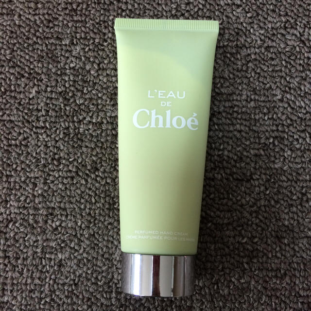 Chloe(クロエ)のロードクロエ パフュームハンドクリーム コスメ/美容のボディケア(ハンドクリーム)の商品写真