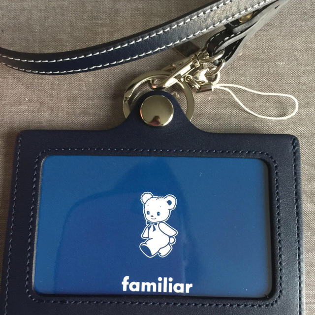 familiar(ファミリア)のお値下げ⭐️新品未使用 familiar×芦屋Martyコラボ カードホルダー レディースのファッション小物(パスケース/IDカードホルダー)の商品写真