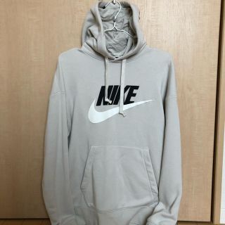 ナイキ(NIKE)のナイキ　パーカー  未使用　M(パーカー)