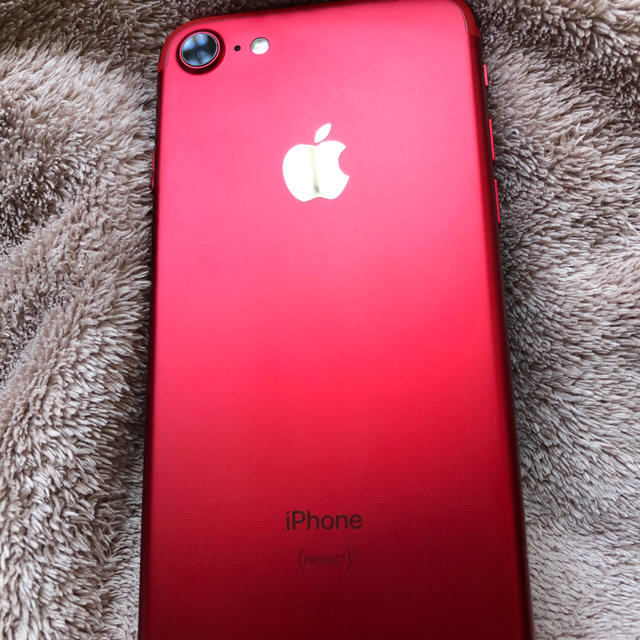 Apple(アップル)のiPhone7 本体　美品　128GB  希少レッド 格安ソフトバンク回線OK スマホ/家電/カメラのスマートフォン/携帯電話(スマートフォン本体)の商品写真