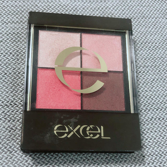 RIMMEL(リンメル)のエクセル リアルクローズシャドウ CS02 ピンクモヘア(1コ入) コスメ/美容のベースメイク/化粧品(アイシャドウ)の商品写真