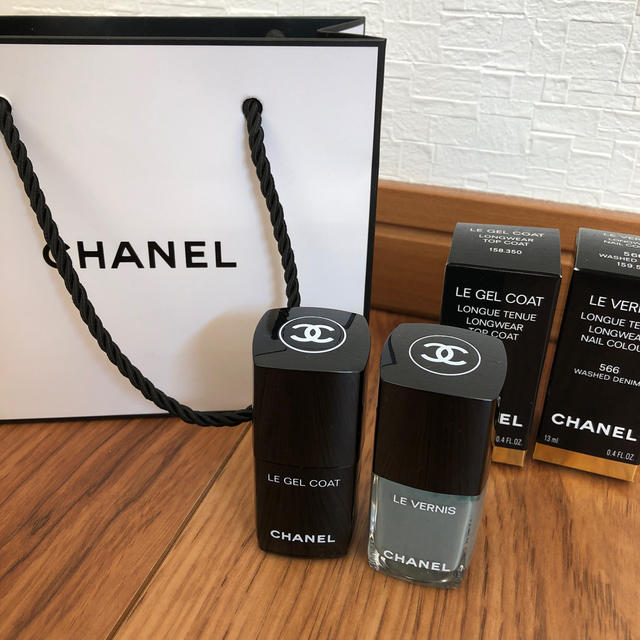 CHANEL ネイルカラー 566 ＆トップコート